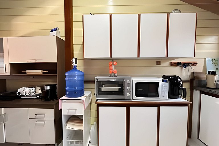 Linda casa de madeira de Ley, Terreno inteiro.