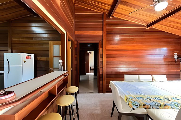 Casa de praia em condomínio com ar-condicionado e piscina