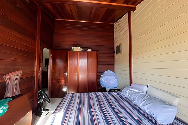 Casa de praia em condomínio com ar-condicionado e piscina