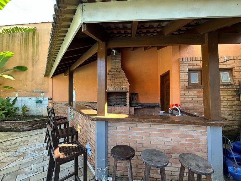 Linda casa de madeira de Ley, Terreno inteiro.