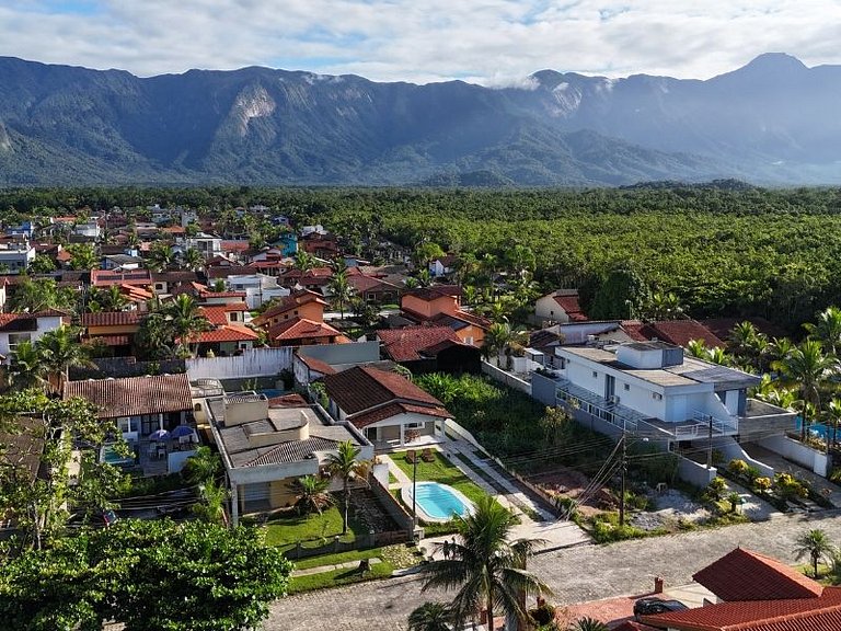 Casa de praia em Condomínio, Ar e Piscina c/ Hidro