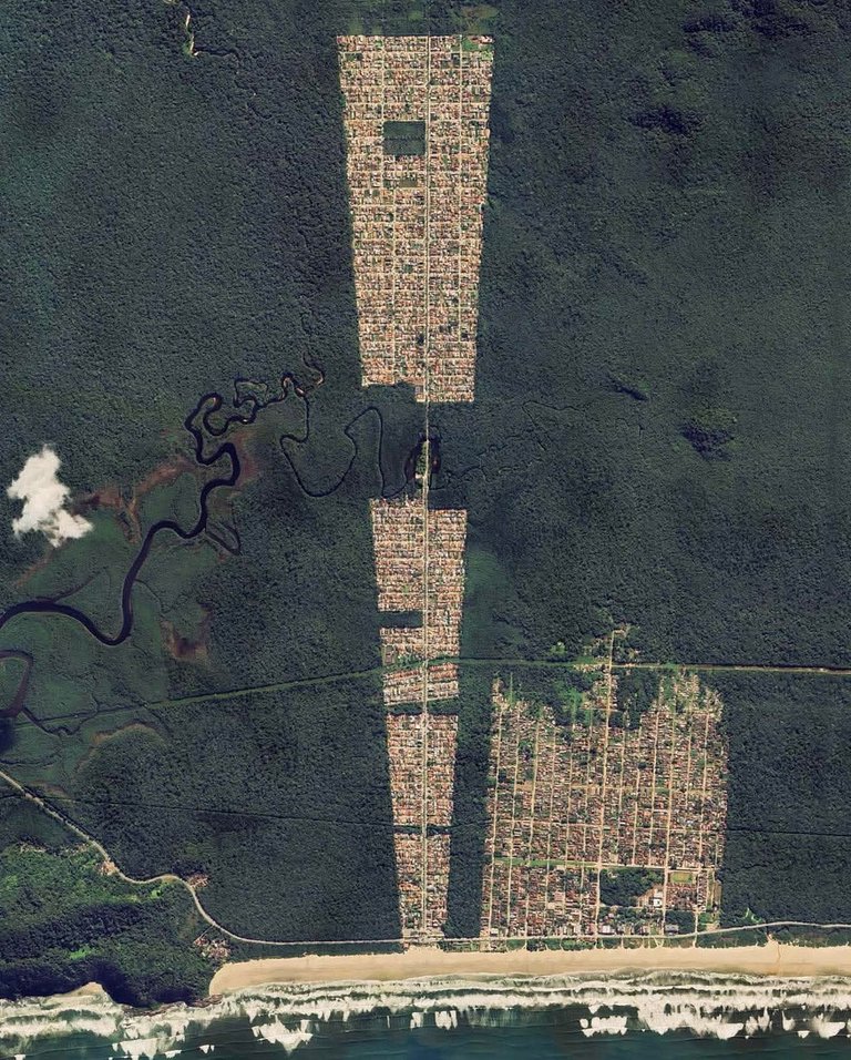 Casa de praia em Condomínio, Ar e Piscina c/ Hidro