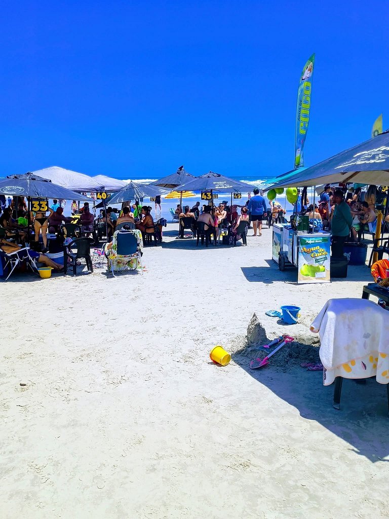 Casa de praia em Condomínio, Ar e Piscina c/ Hidro