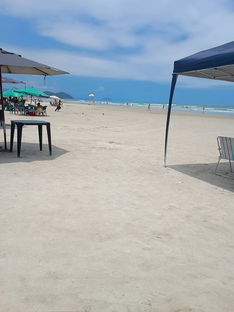 Casa de praia em Condomínio, Ar e Piscina c/ Hidro