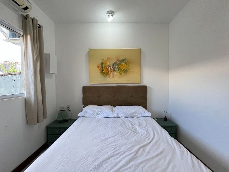 Casa de praia em Condomínio, Ar e Piscina c/ Hidro