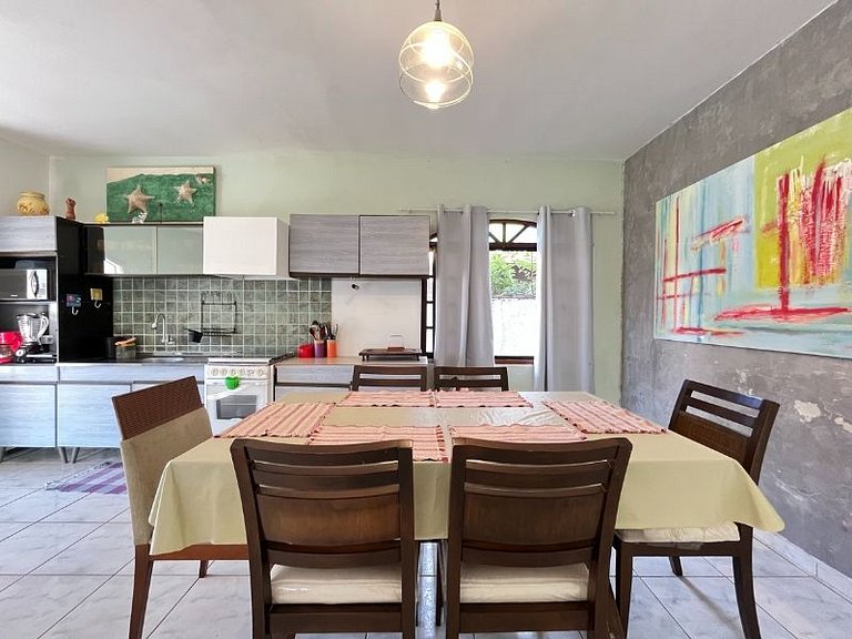 Casa de praia em Condomínio, Ar e Piscina c/ Hidro