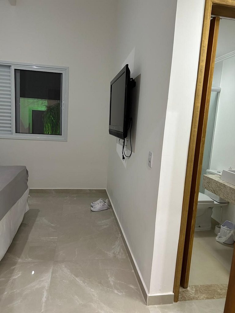 Casa na Praia com Piscina Aquecida em Condominio