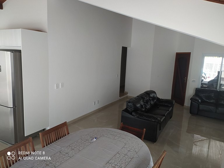 Casa na Praia com Piscina Aquecida em Condominio