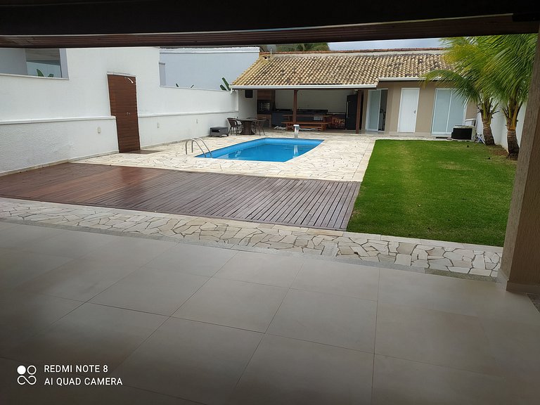 Casa na Praia com Piscina Aquecida em Condominio
