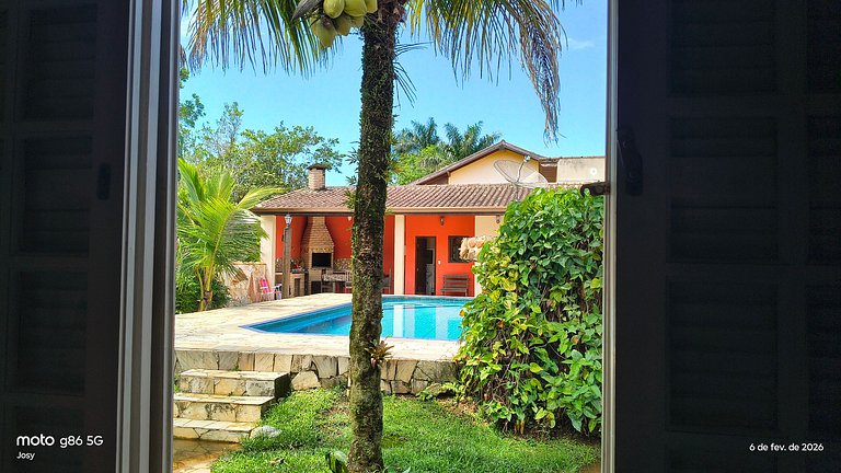 Casa Aconchegante na Praia com Piscina em Cond.