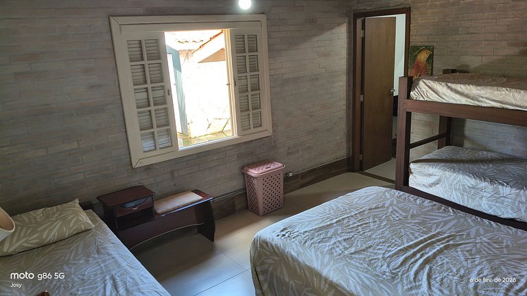 Casa Aconchegante na Praia com Piscina em Cond.