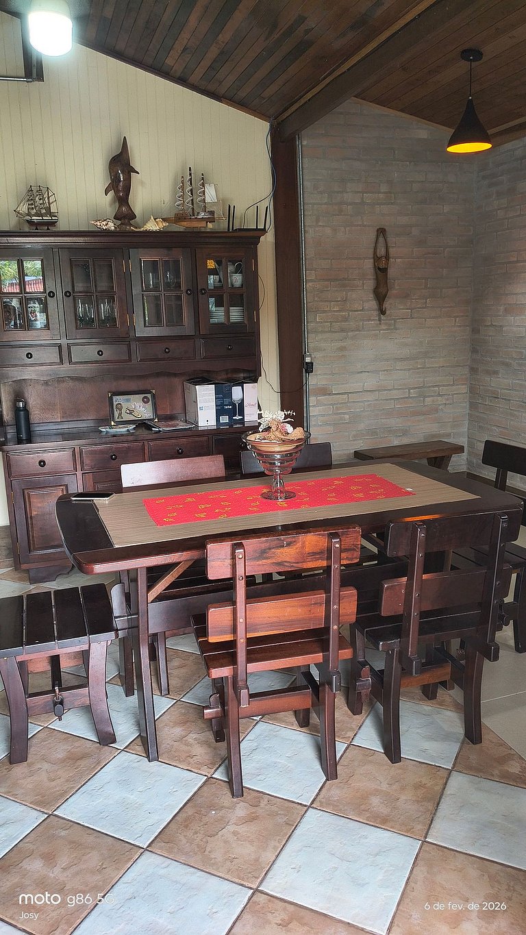 Casa Aconchegante na Praia com Piscina em Cond.