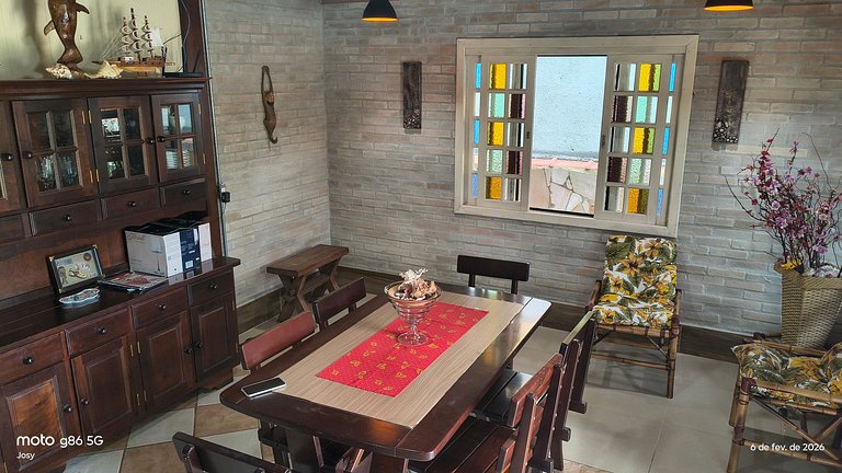 Casa Aconchegante na Praia com Piscina em Cond.