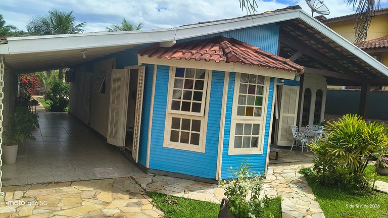 Casa Aconchegante na Praia com Piscina em Cond.