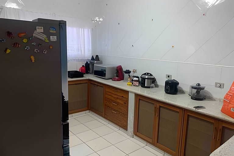 Bela Casa C/Piscina no Condomínio Morada da Praia