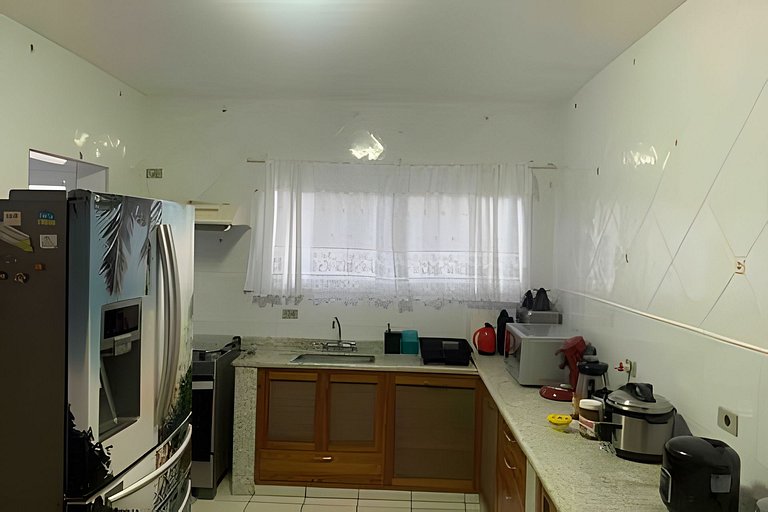 Bela Casa C/Piscina no Condomínio Morada da Praia