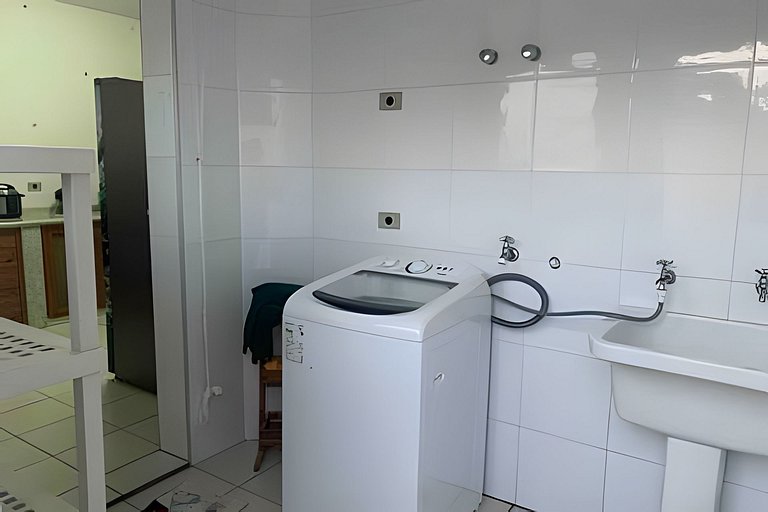 Bela Casa C/Piscina no Condomínio Morada da Praia