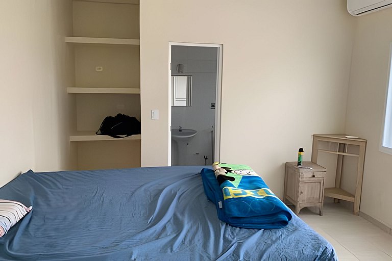 Bela Casa C/Piscina no Condomínio Morada da Praia