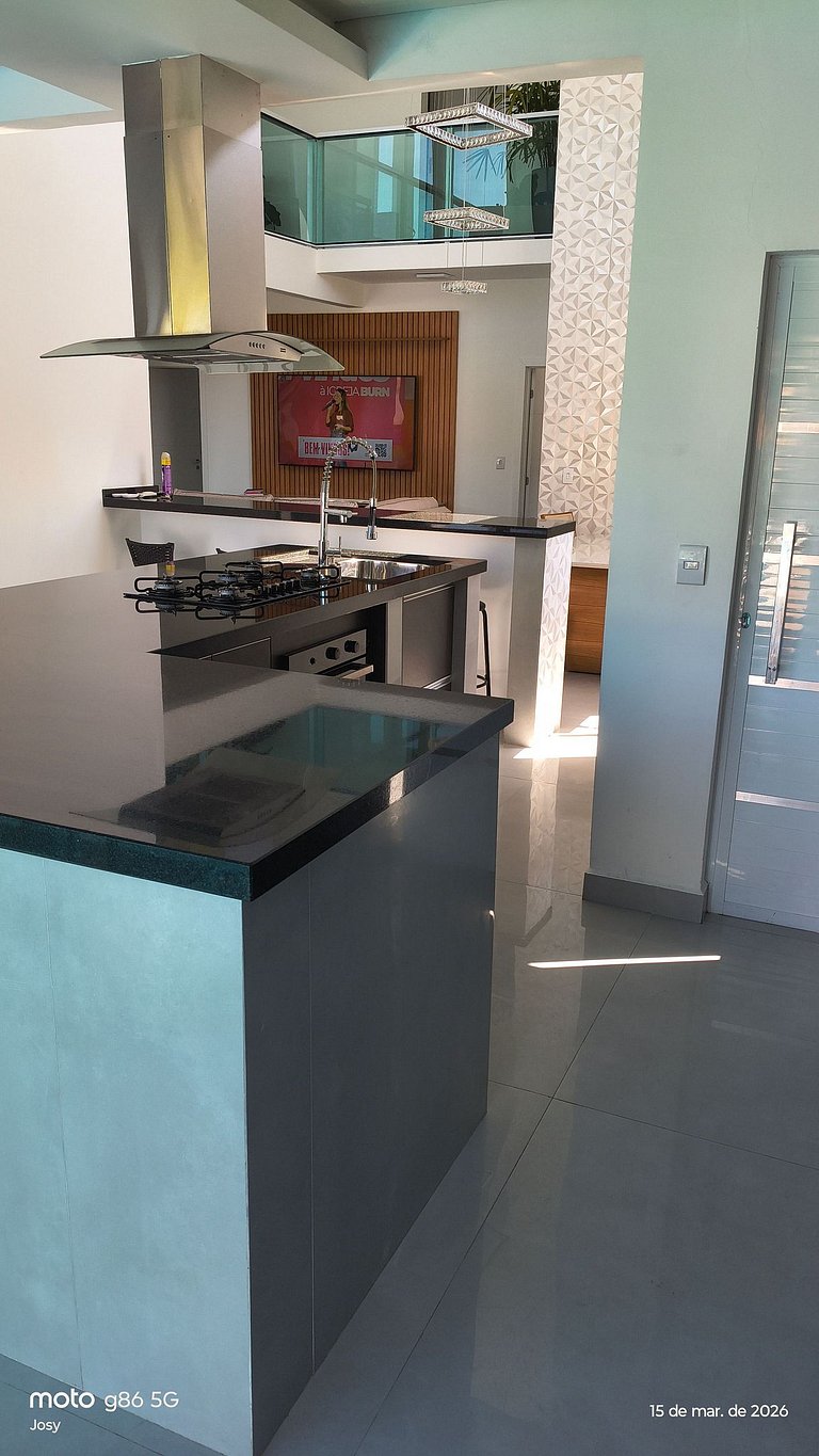 Casa Asobradada,(triplex) 5 suites