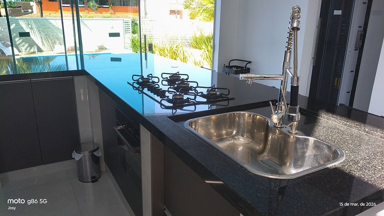 Bela Vista, Casa C/Elevador, Piscina, Jacuzzi, AR.