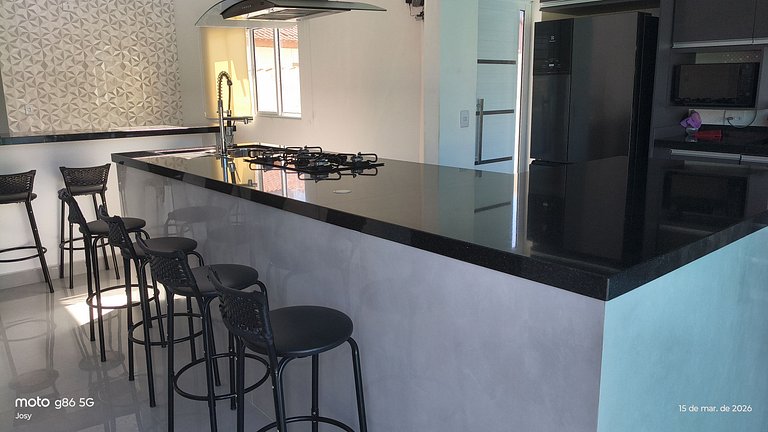 Casa Asobradada,(triplex) 5 suites