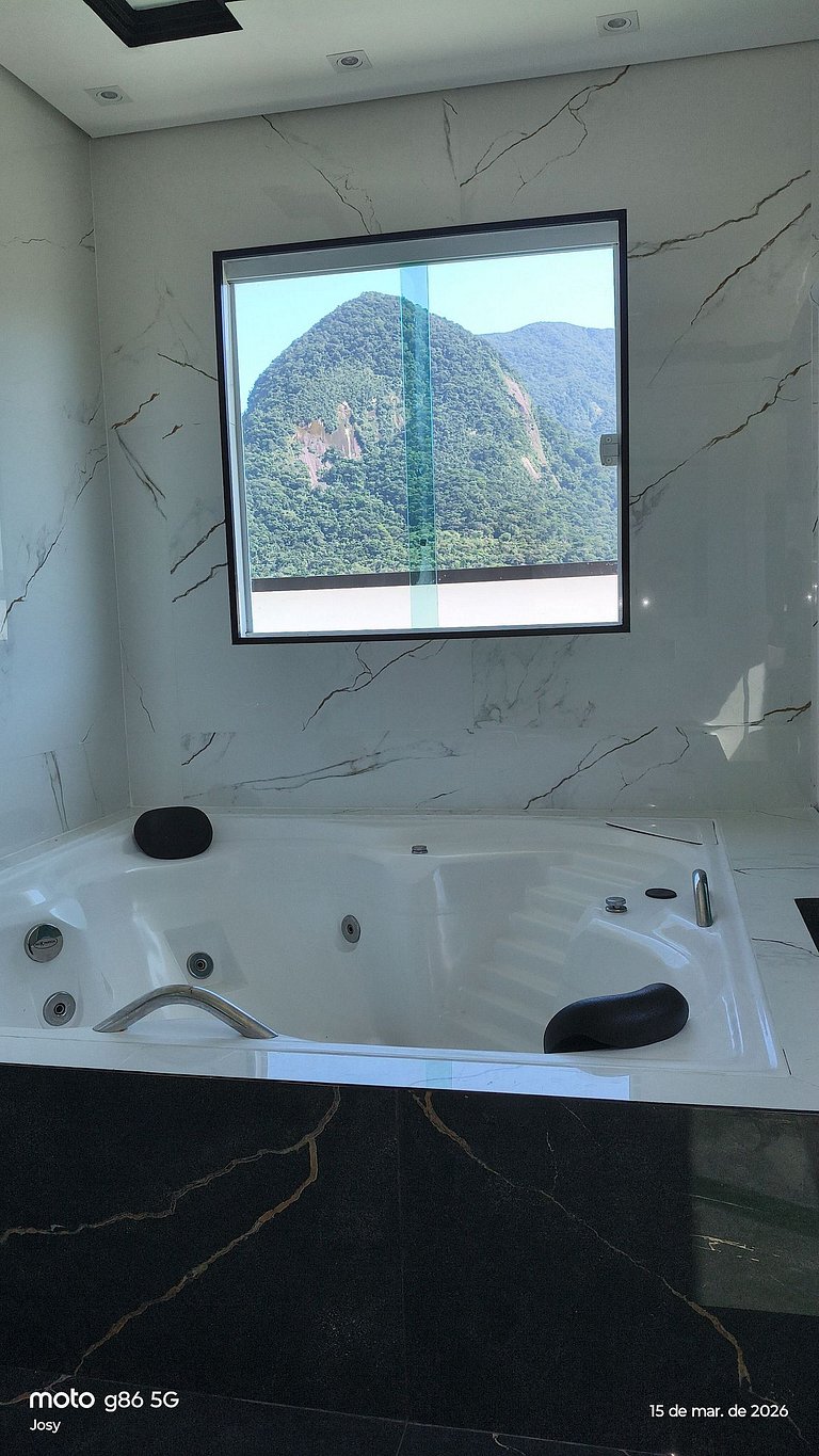 Bela Vista, Casa C/Elevador, Piscina, Jacuzzi, AR.