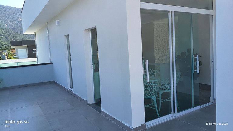 Casa Asobradada,(triplex) 5 suites